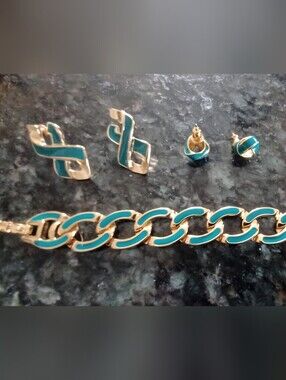 MONET VTG Bracelet Set Demi-Parure Gold & Teal & 2 Pair Earring 7pc